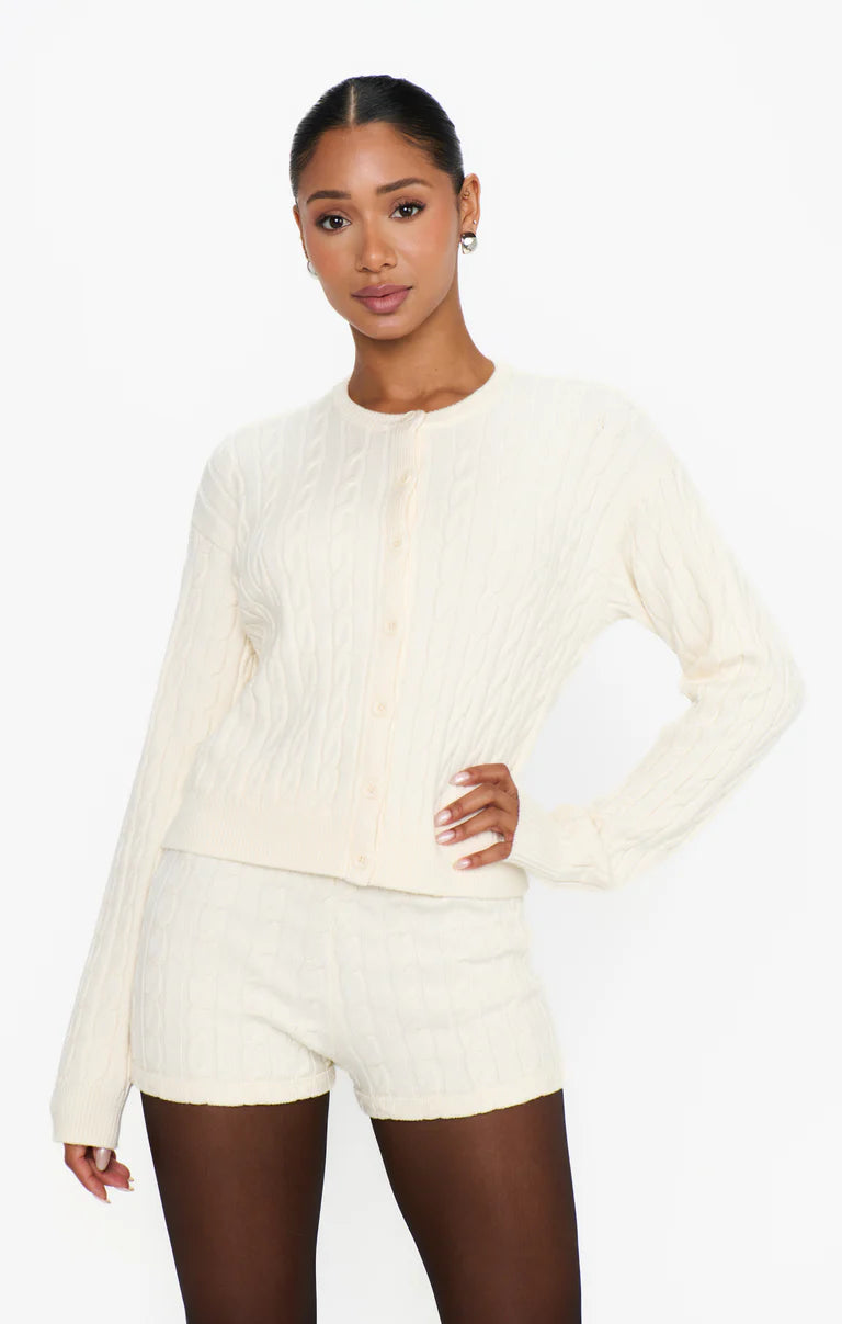 Throw On Cardigan Snow Cable Knit