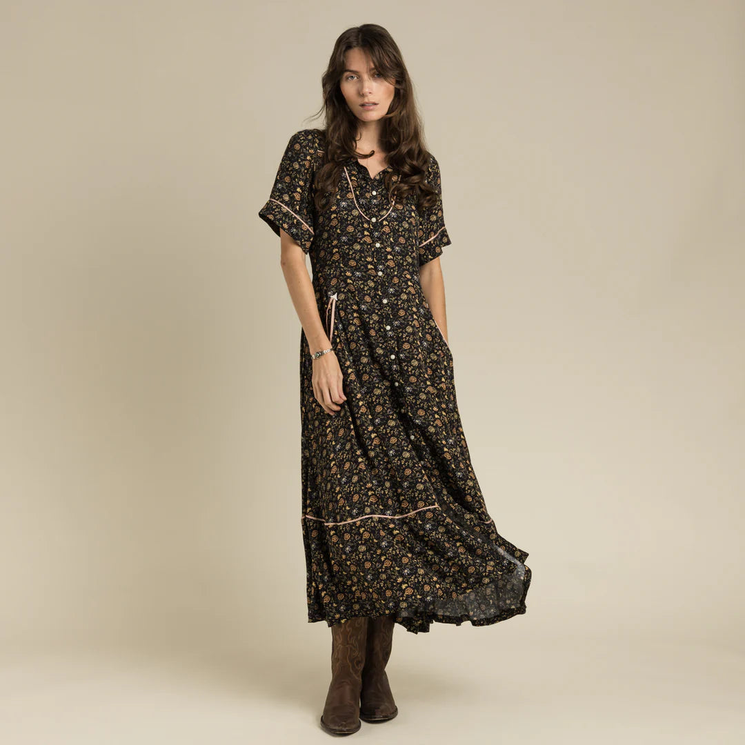 La Dahlia Dress in Black