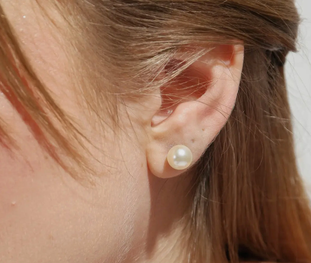 Gold Filled Pearl Stud