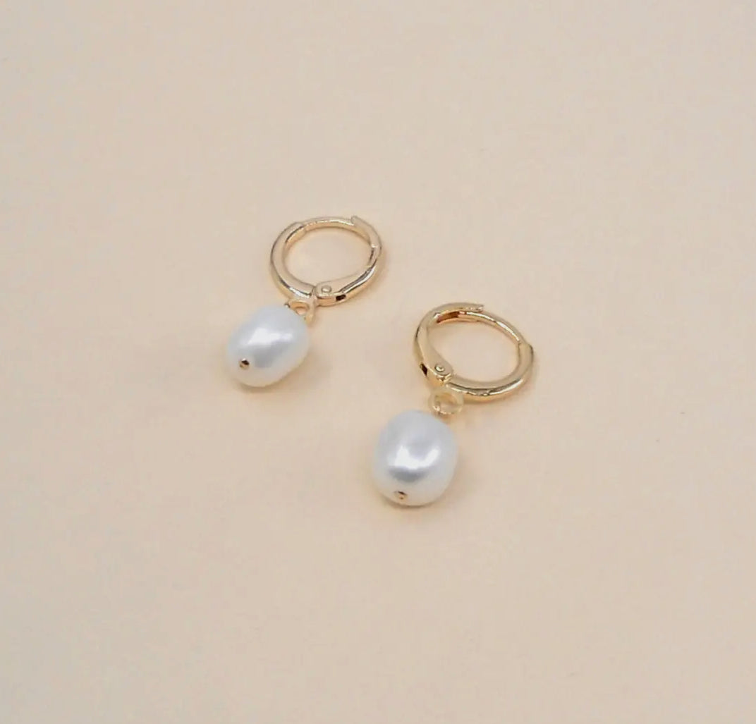 Alina Pearl Hoops