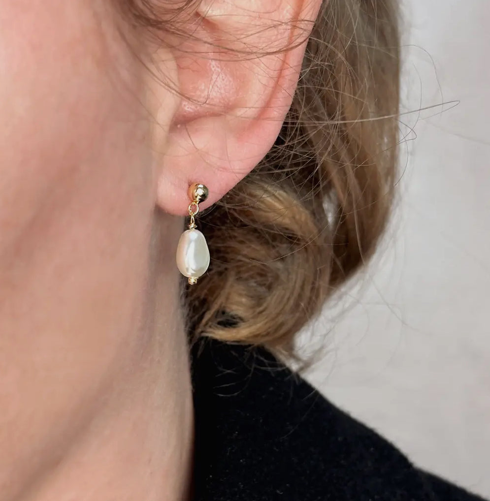 Drop Baroque Pearl Earrings