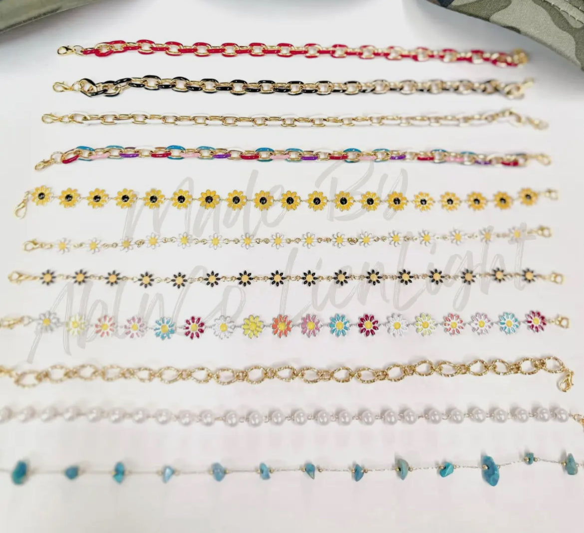 Trucker hat chains