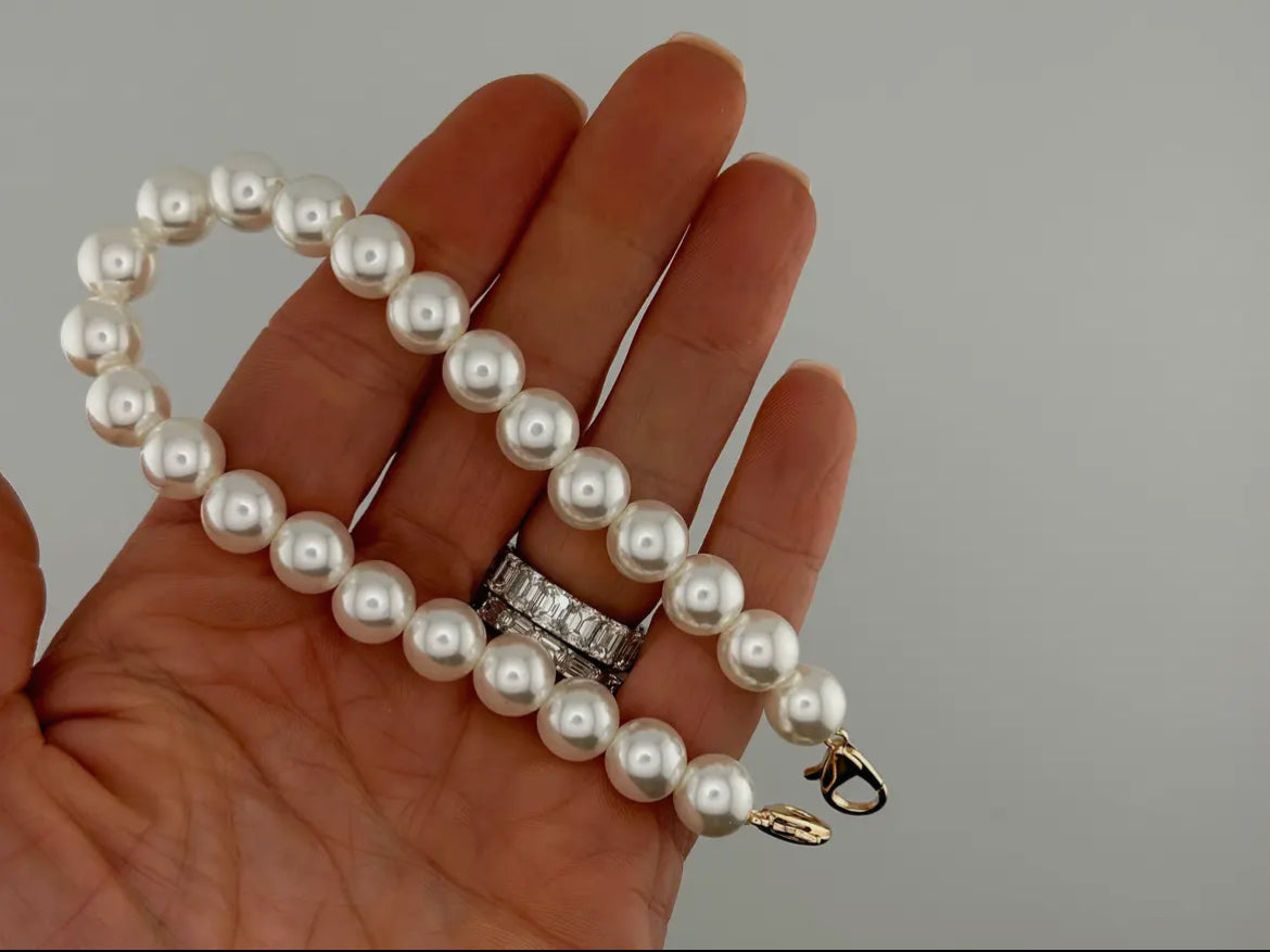 Pearl hat chain