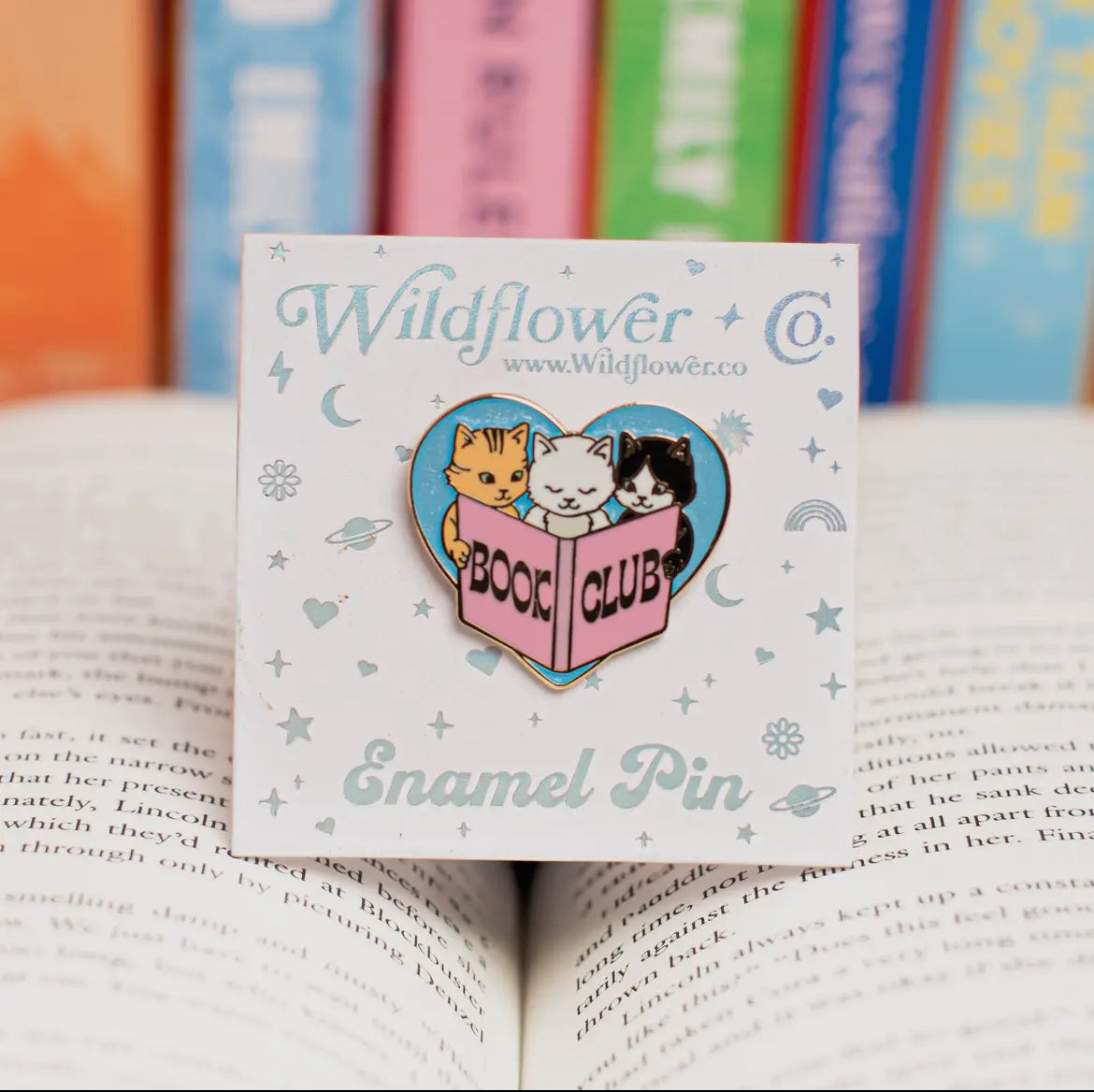 3 kittens book club pin