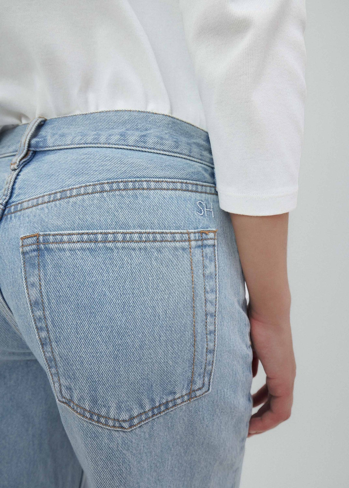 EVERYDAY in VINTAGE BLUE