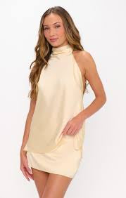 Lisa Top in Butter Yellow