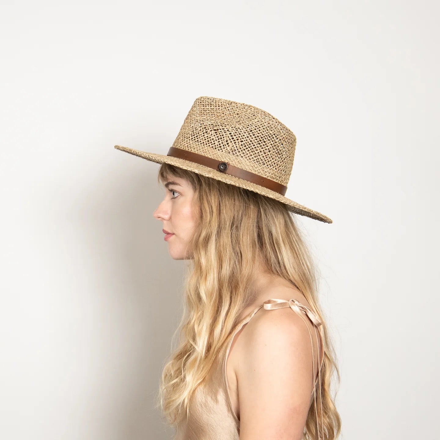 Louisa in Natural