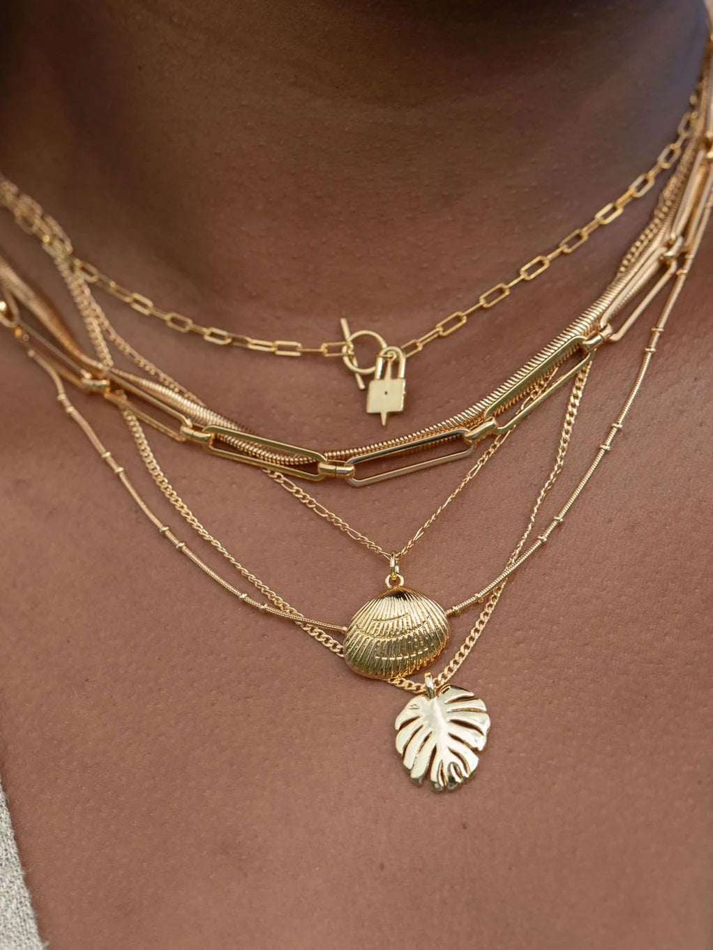 Gold Sea Shell Necklace - Keone